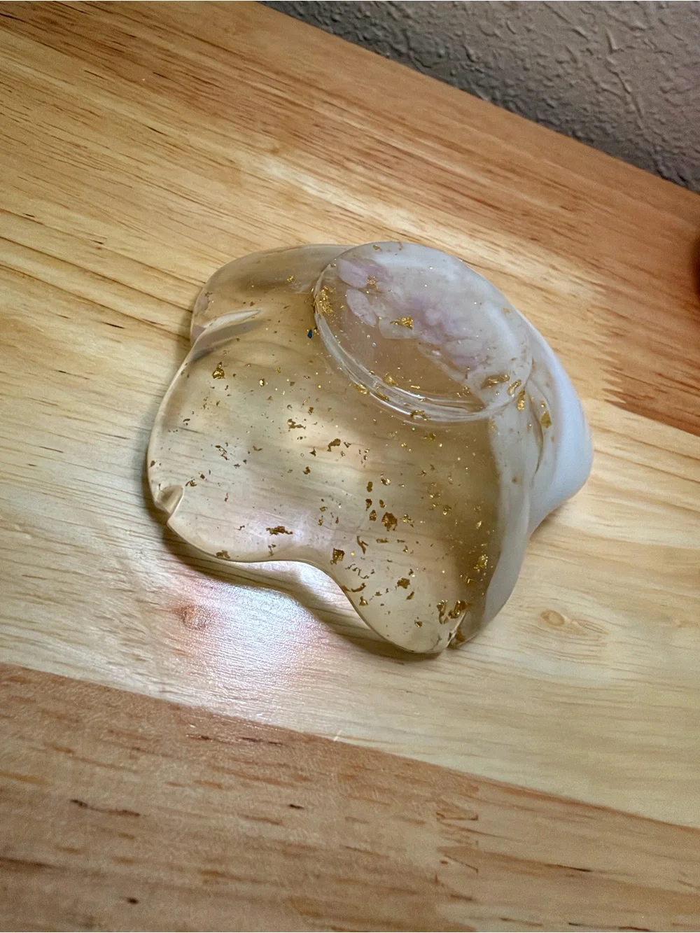 Handmade Floral Resin Trinket Dish Jewelry Holder with Gold Flakes
